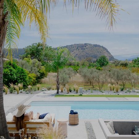 Nafplio Blue Topaz Poolside Villa 外观 照片
