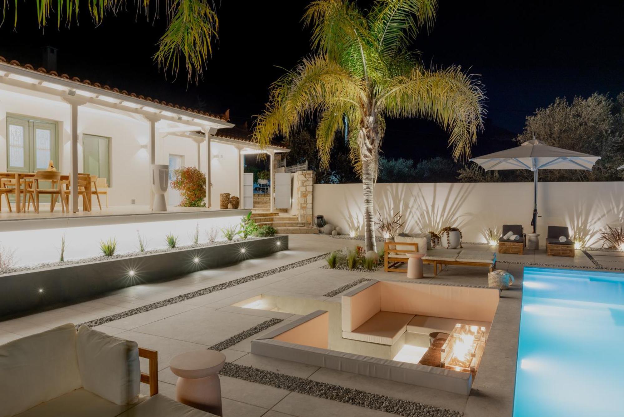 Nafplio Blue Topaz Poolside Villa 外观 照片