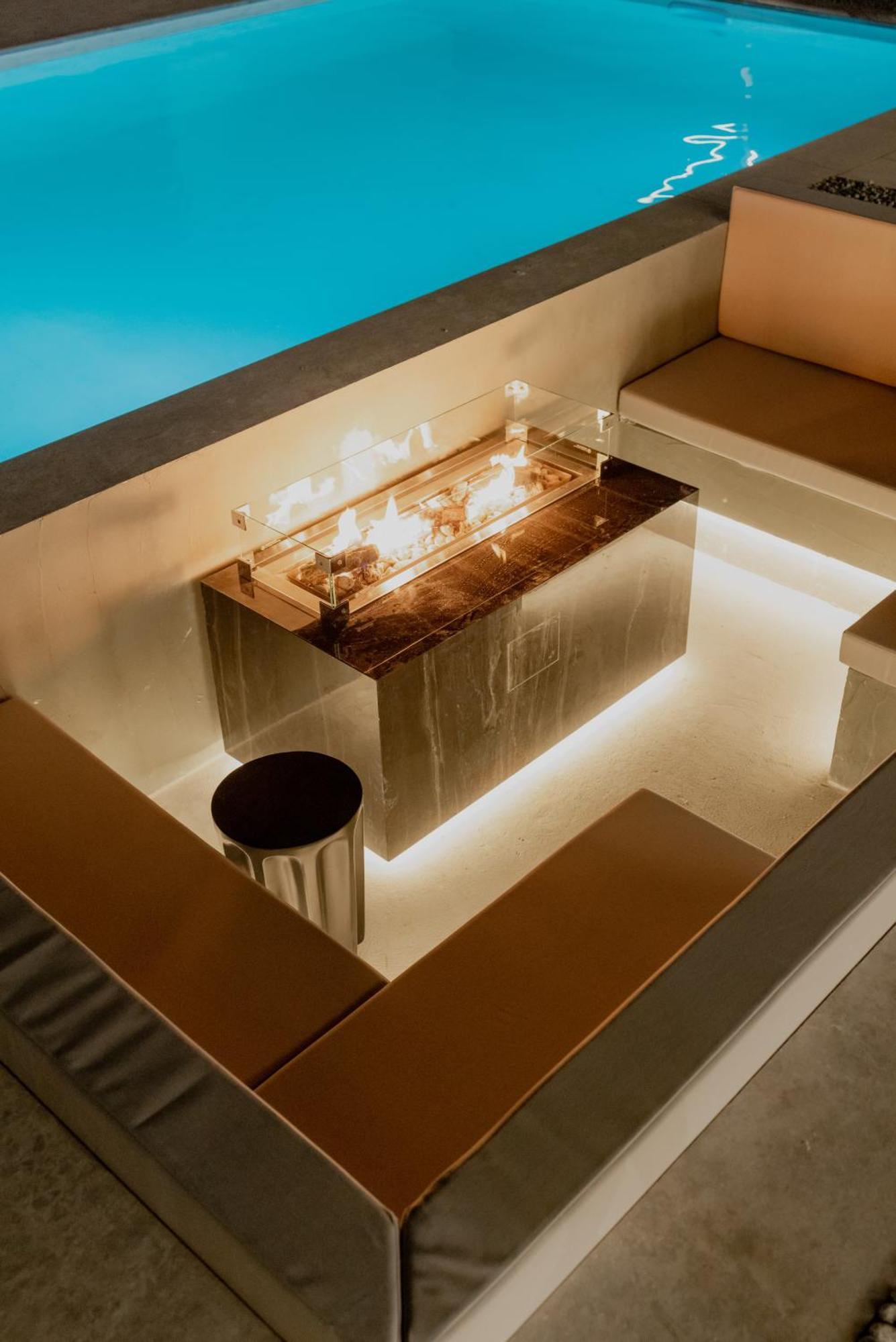 Nafplio Blue Topaz Poolside Villa 外观 照片