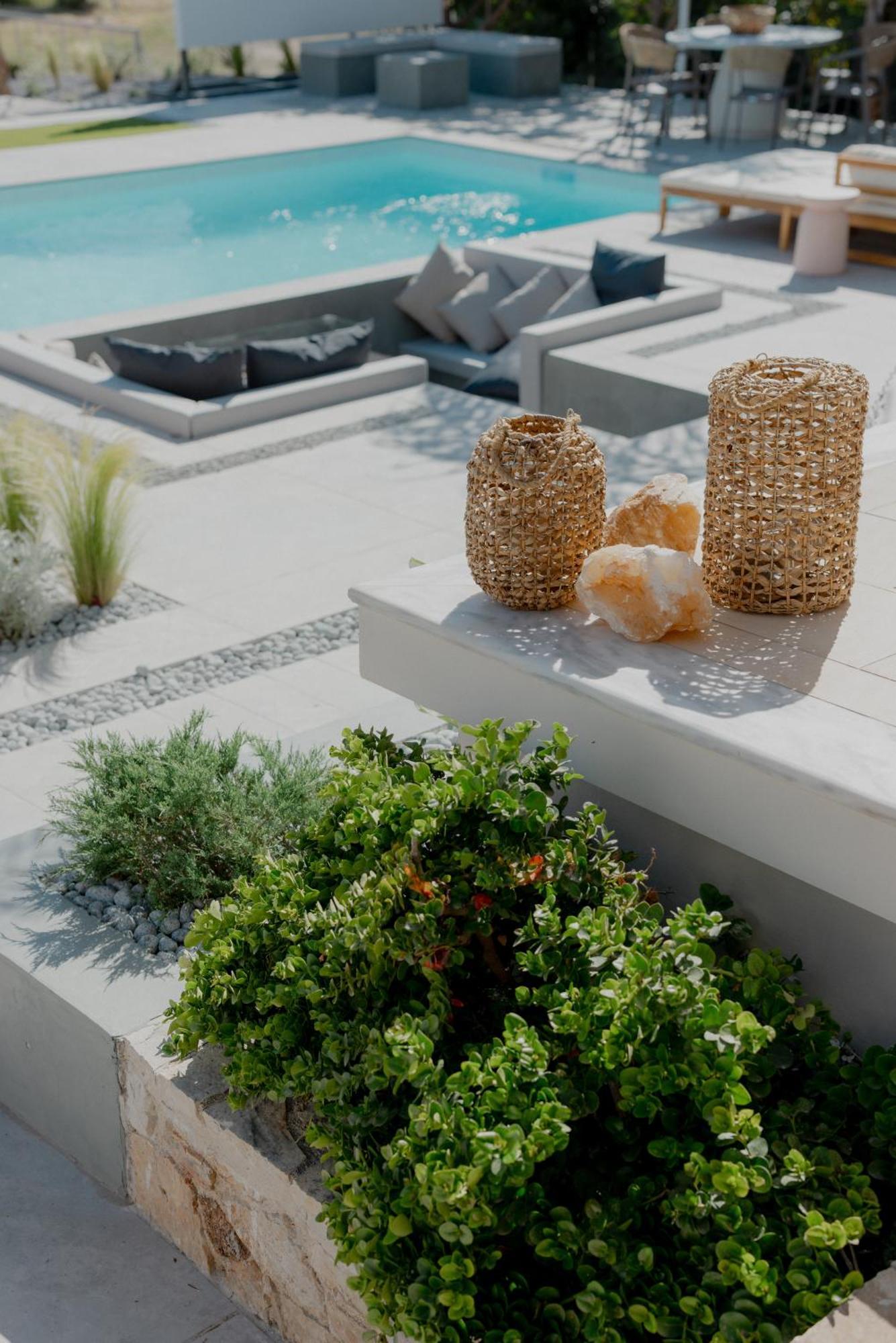 Nafplio Blue Topaz Poolside Villa 外观 照片
